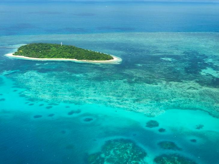 Camping Adventures Across the Great Barrier Reef Islands